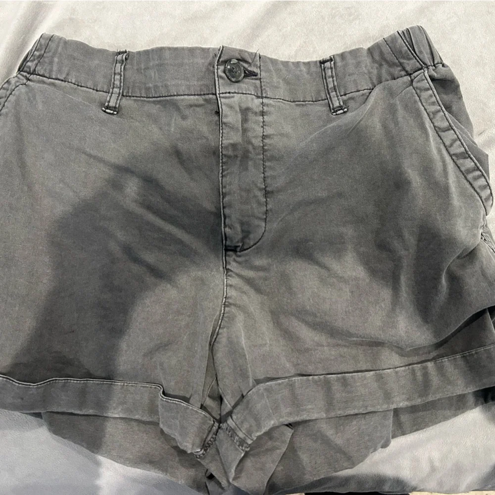 CLOSET CLEAROUT - Picture 5 of 6